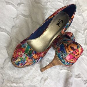 Fiona 8.5 watercolor pumps cork heel platform